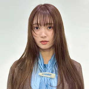 stella女性カットモデルパーマ